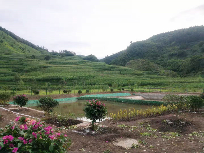 罗平县万峰湖流域农村环境连片整治项目(阿岗镇阿窝村和木格村、老厂乡丫落村和舍迫村、九龙街道办白石岩村)